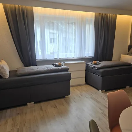 Big In City, Grosse In Zentrum * Krefeld